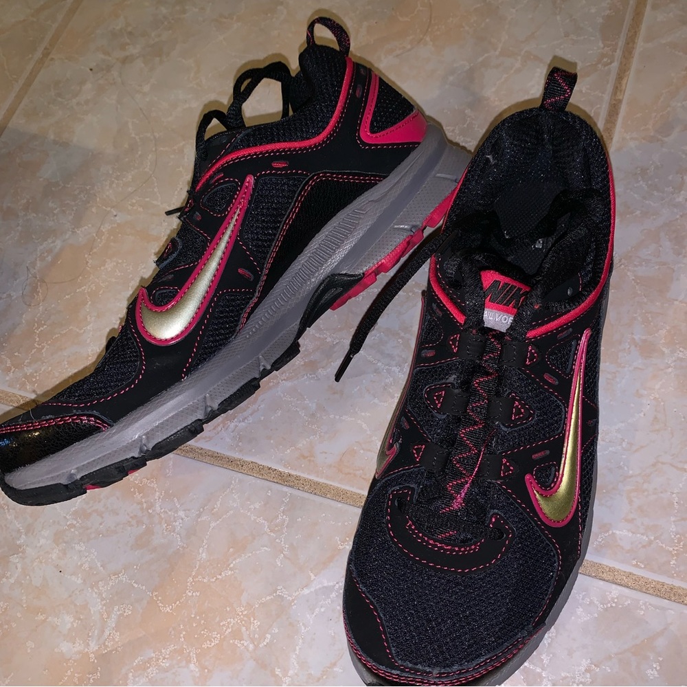 Nike vintage sneakers